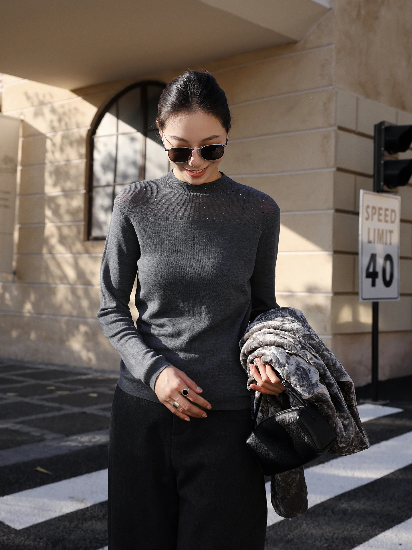 

Winter New Sle Women's Knitted Sweater Sparkling Fla Diamond f High Collar Warm Slimming Base Layer Top Casual Soft Wool