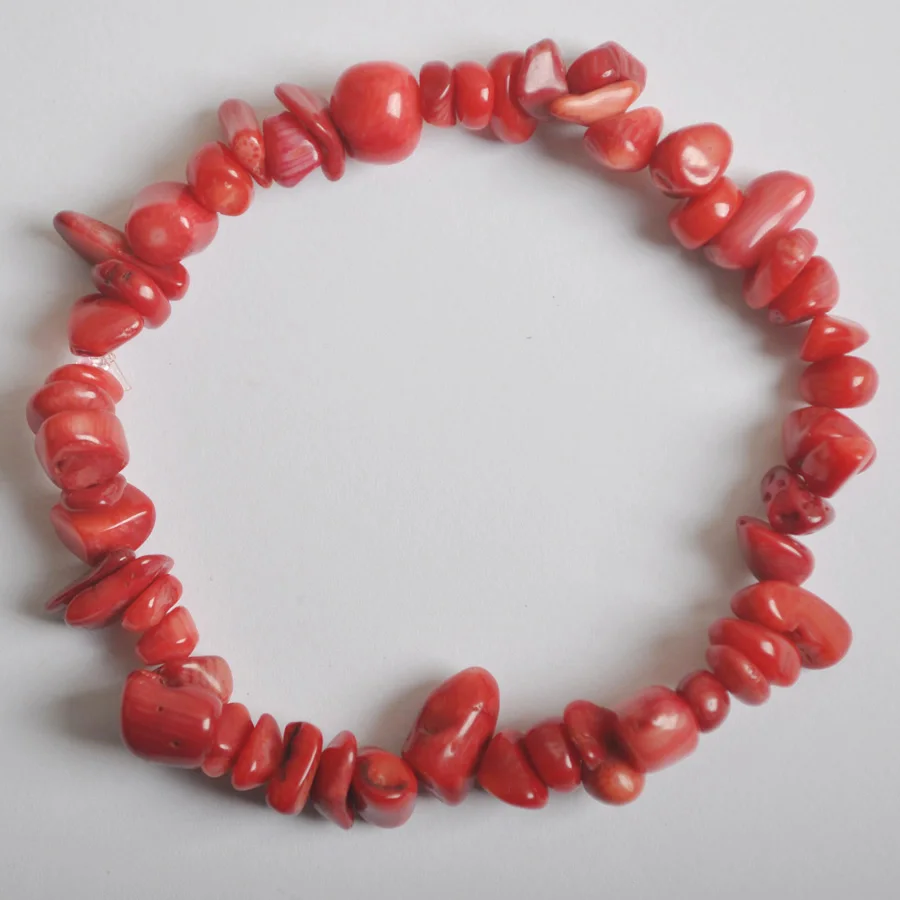 Lucky Chip Beads Red Sea Coral Stretch Bracelet 8 Inch Jewelry G667
