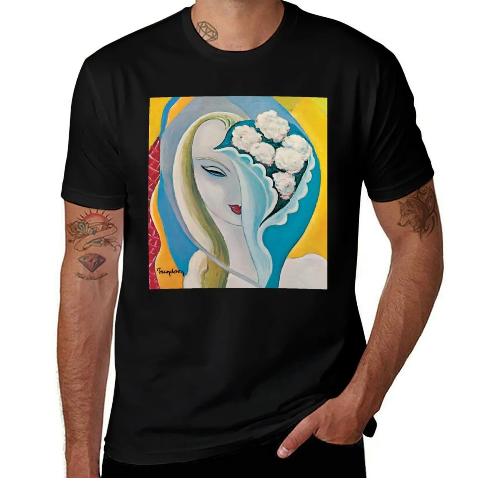 Layla vintage T-Shirt Simple Print Design T-Shirt