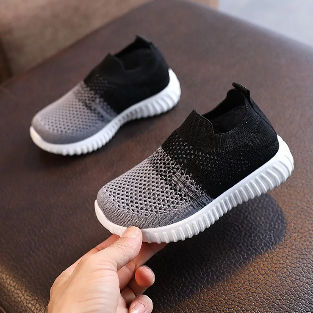 

Mesh Upper Children Running Sneakers Patchwork Design Lightweight Kids Shoes Slip-on Style Soft Soled Toddler Shoes