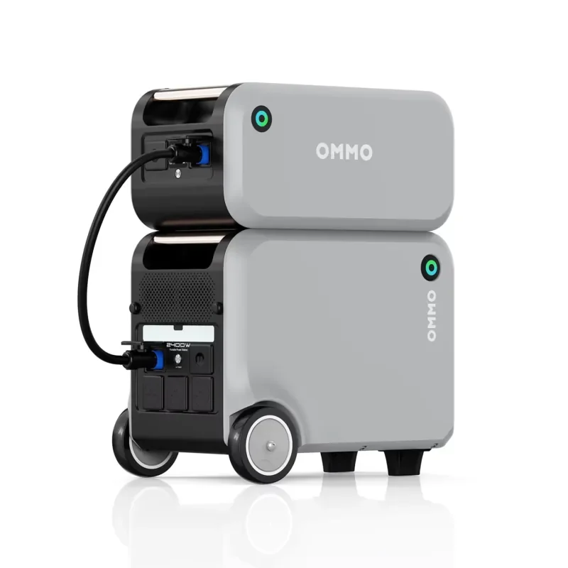 Factory Supply Outdoor Solar Generator Best Selling 2400W Portable Power Station with LiFePO4 Battery and Flashlight
