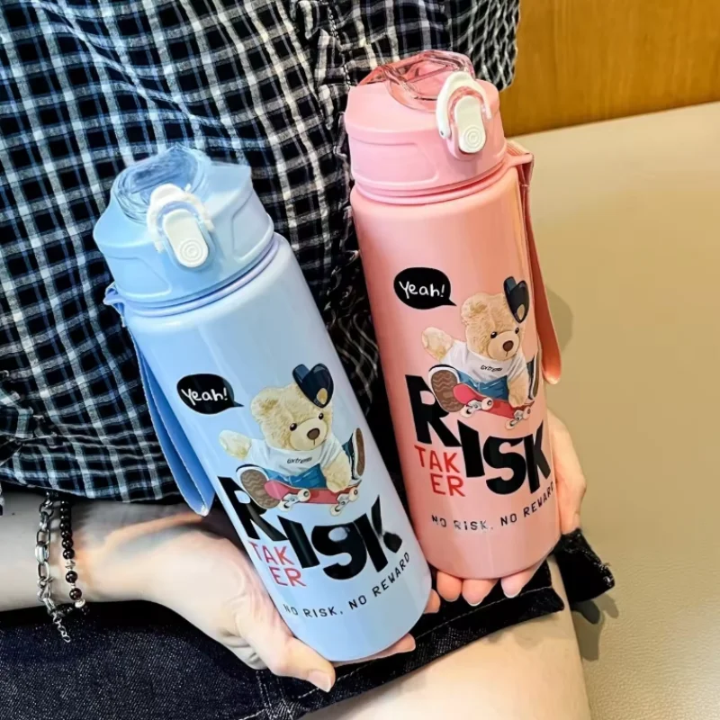 

750ML Cartoon Bear Design Water Bottle with Straws and Lifting rope Leak Proof Portable Water Bottle for Hiking Traveling