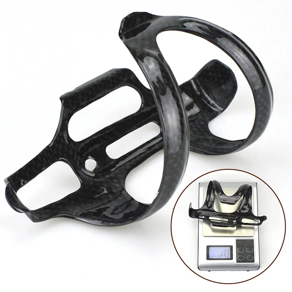 

Lightweight and Strong Carbon Fiber Bike Bottle Holder Right Side Open Design Compatible with 72 74MM Diameter Kettles