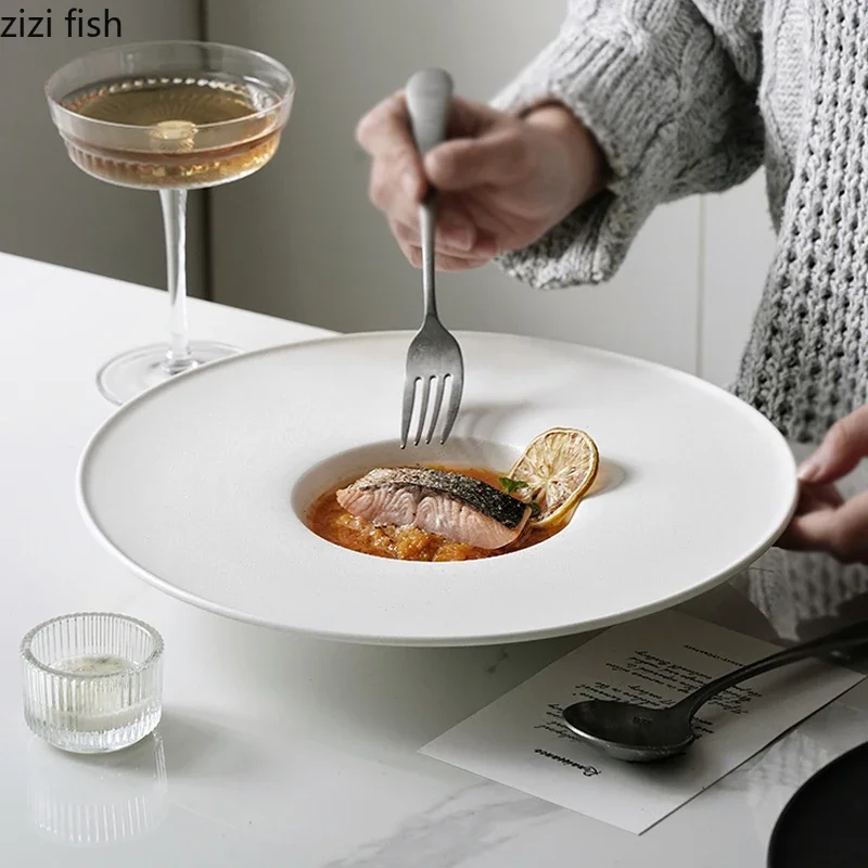 黒と白の麦わら帽子セラミック食器、厚いスープ料理、デザートパスタプレート、シンプルなサービング食器、点心料理