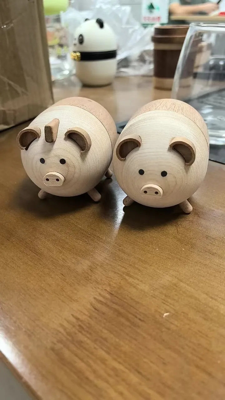 Creative Wooden Creative Piggy Pig Toothpick Tube Household Gift Toothpick Box Cute Cartoon Crafts Desktop Ornaments
