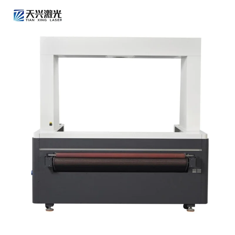 Niet-geweven stof snijmachine voor monsterstof, pluche, rubber, hout, MDF, professionele CNC lasergraveermachine met perforator