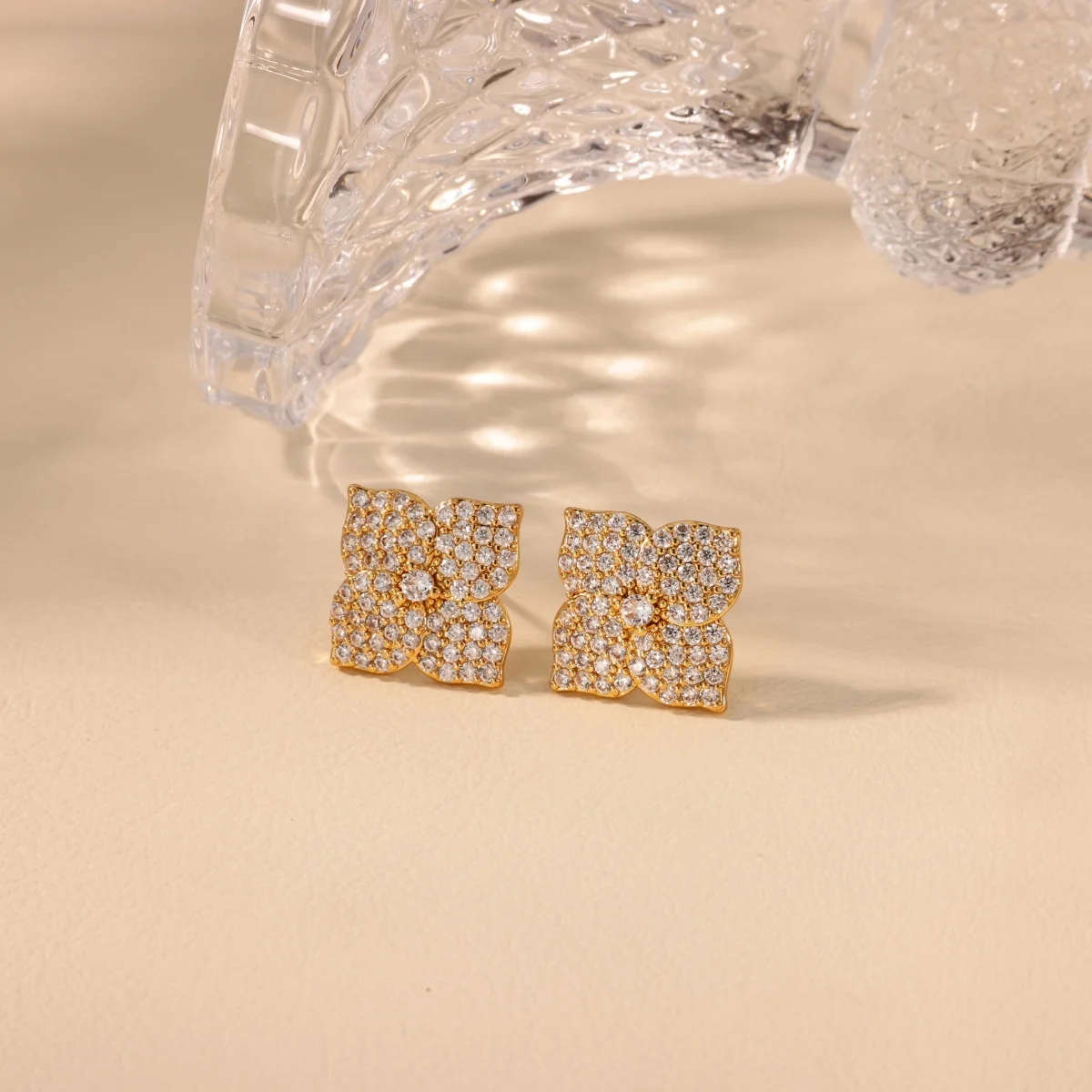 Free Shipping Geome… - image