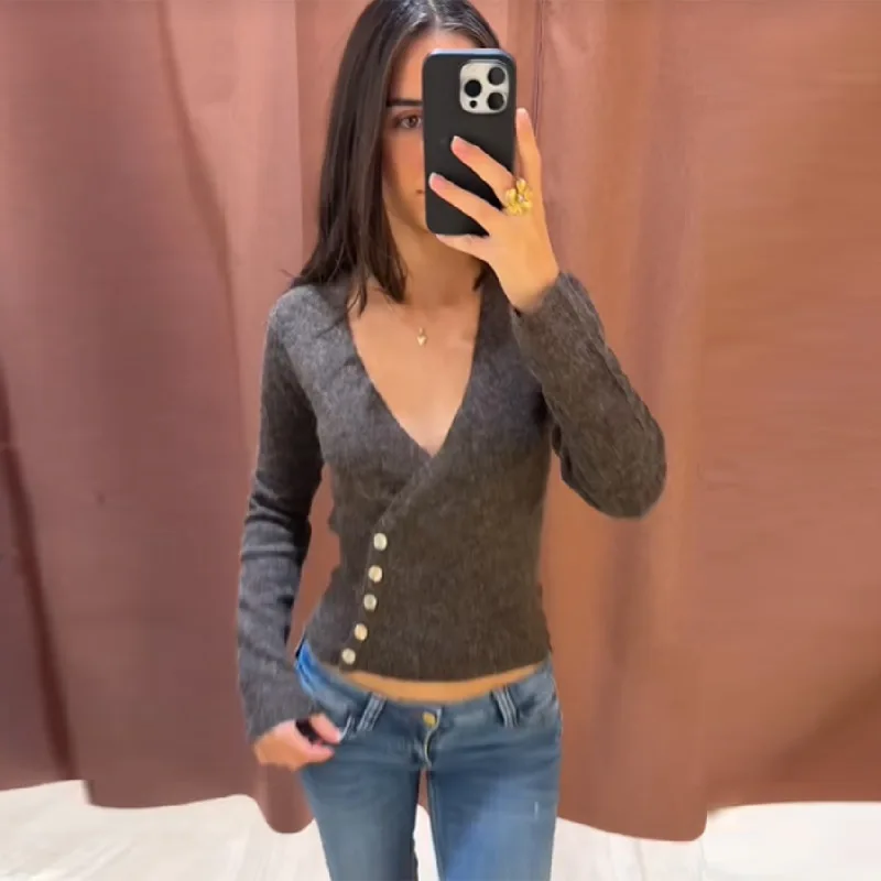Stilvolle vielseitige kurze Strickjacke Slim Fit Vintage Sexy Deep V Winter Strickkleidung Mode lässig schick Herbst weibliche Strickoberteile