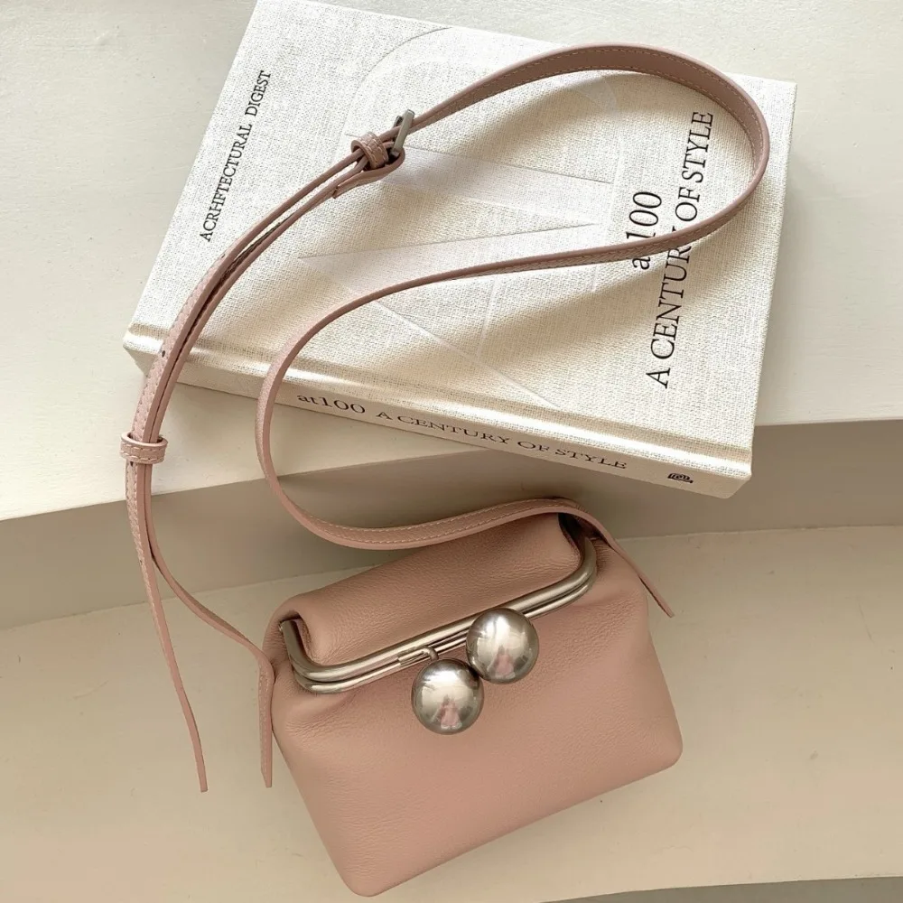 

First Layer Cowhide Lock Clip Bag Korean Niche Design Fashionable High-end Soft Leather INS Wind Lipstick Mobile Phone Bag