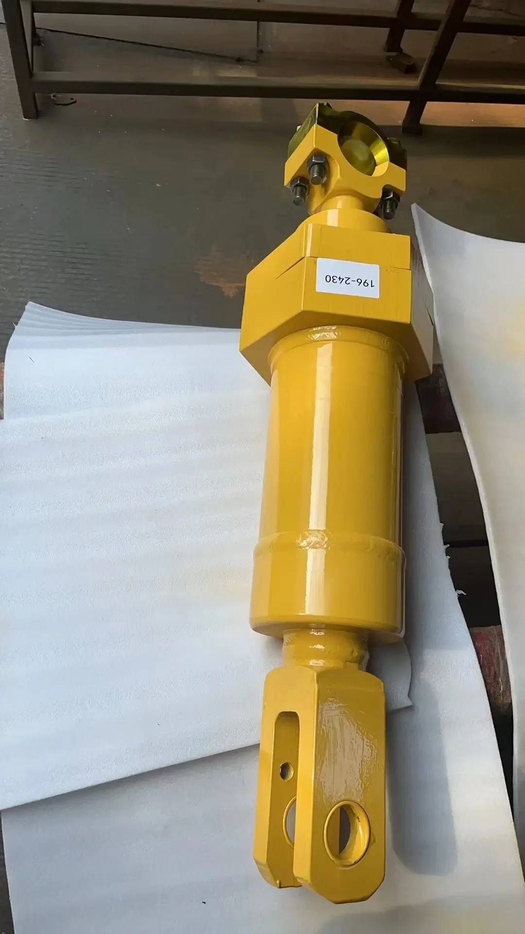

HIGH QUALITY 232-0652 20R-9634 2320652 20R9634 Hydraulic Cylinder for Tractor D 10 N D 10 T