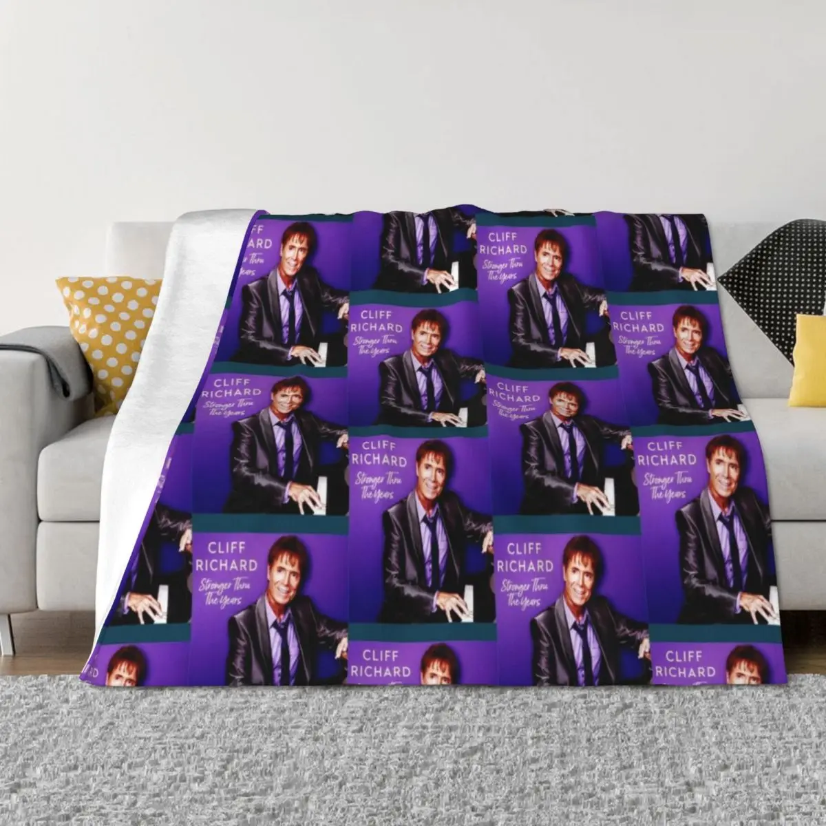 

cliff richard Throw Blanket Fashion Sofas for winter Plush Luxury Designer Blankets