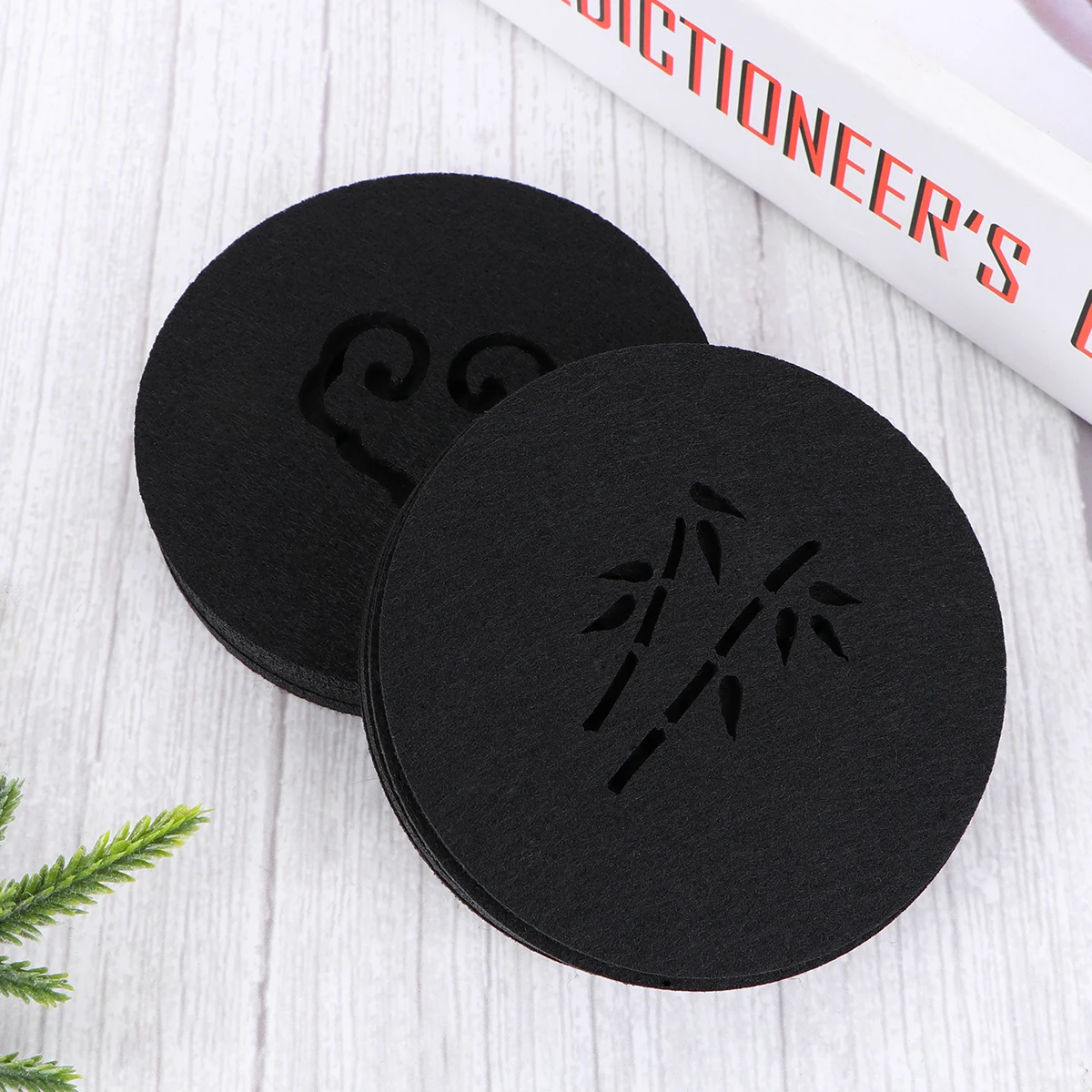 

20 Pcs Felt Water absorb Coaster Hollow Out Skidproof Anti Pad Absorbent Drink Cup Mat Bamboo Cotton Hemp