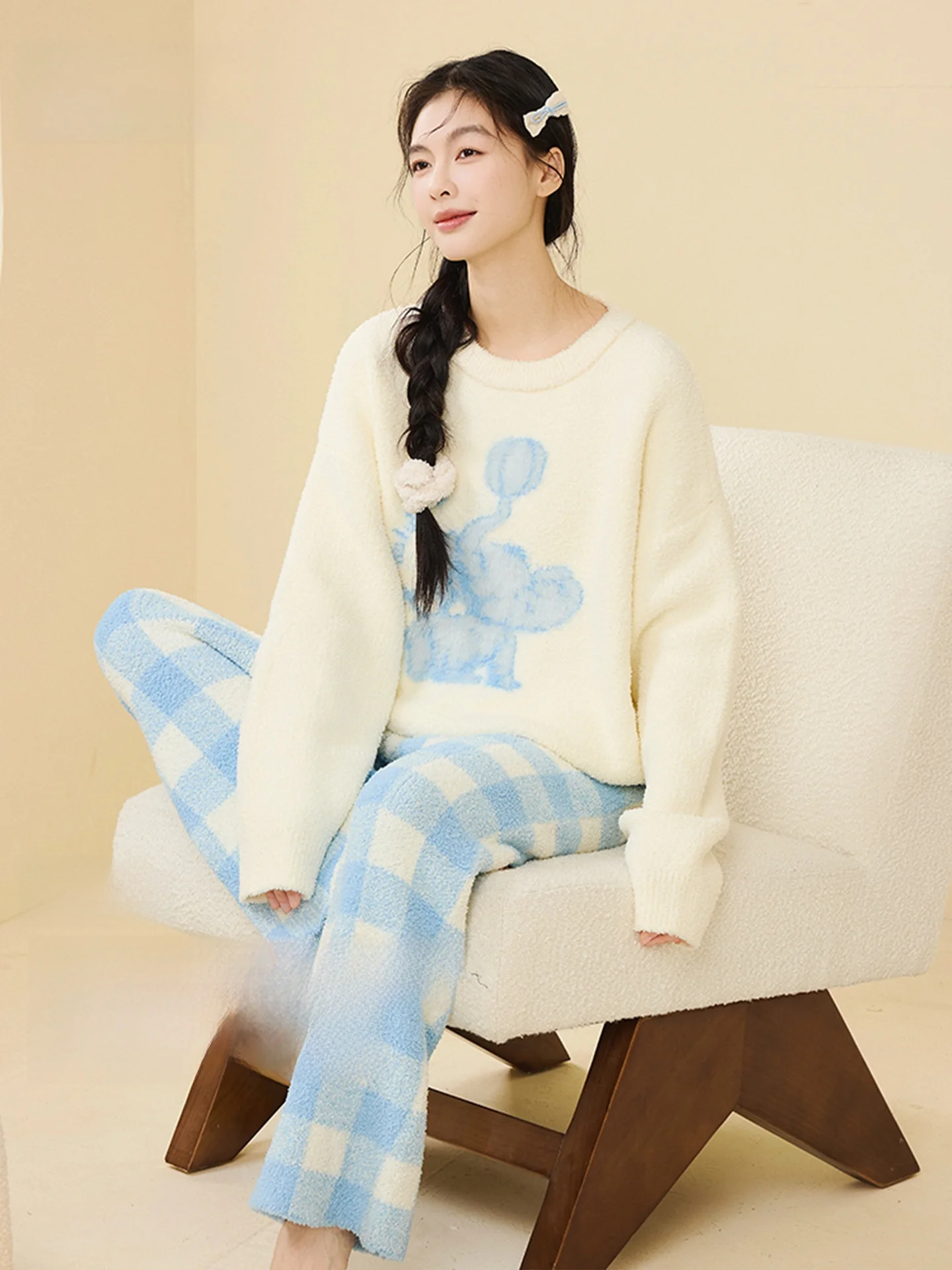 Ladies Fleece Lined Thickened Sleepwear Half Velvet Autumn Winter New Cute Home Clothes Outerwear Suitable for Casual Scenarios