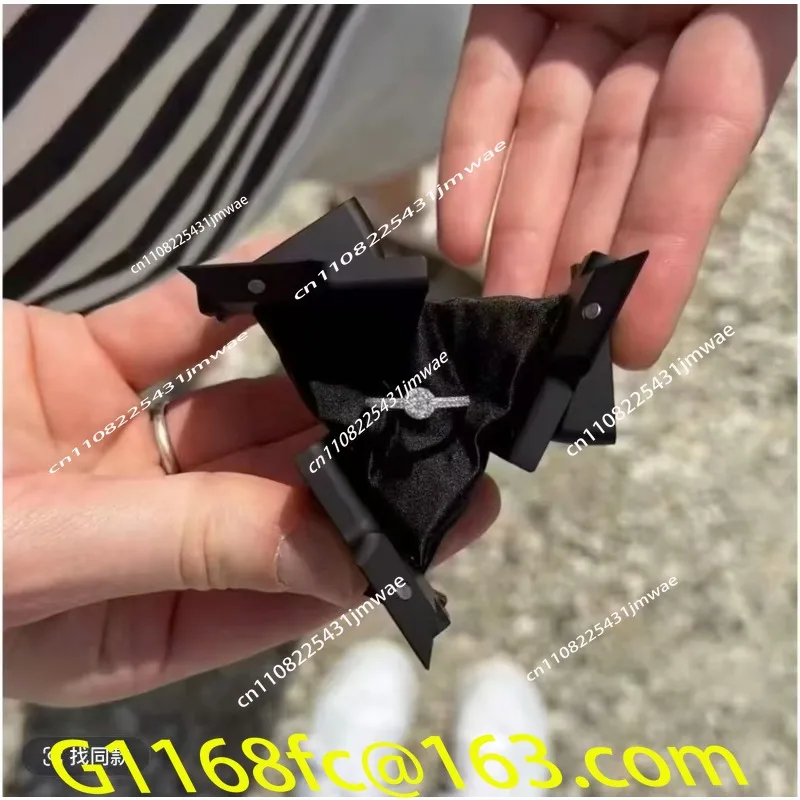 Hot-selling Kinetic Energy Ring Box Rubik's Cube Machine
