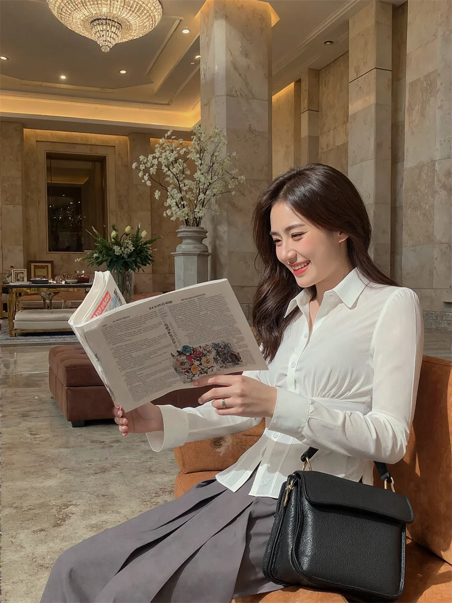 

Black Shirts Women Elegant Professional Office Lady Work Wear Slim Basic Tops Formal Simple All-match Long Sleeve Chic Ins