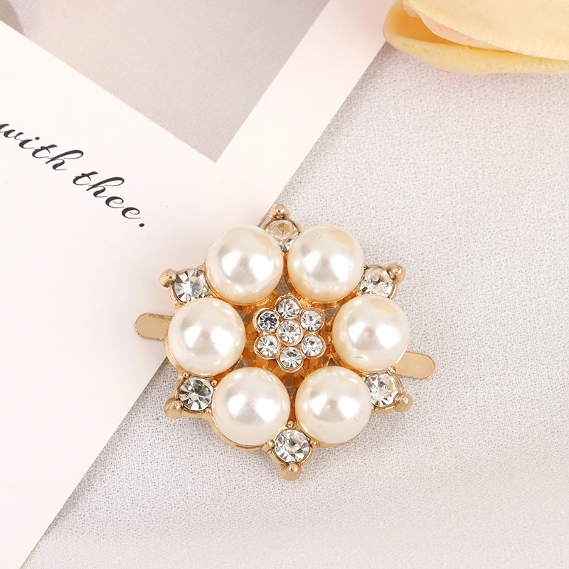 1Pc Rhinestones Shoe Clip Pearl Shoe Buckle Women High Heel Charms Buckle Lady Pumps Flat Shoes Decor Accessories