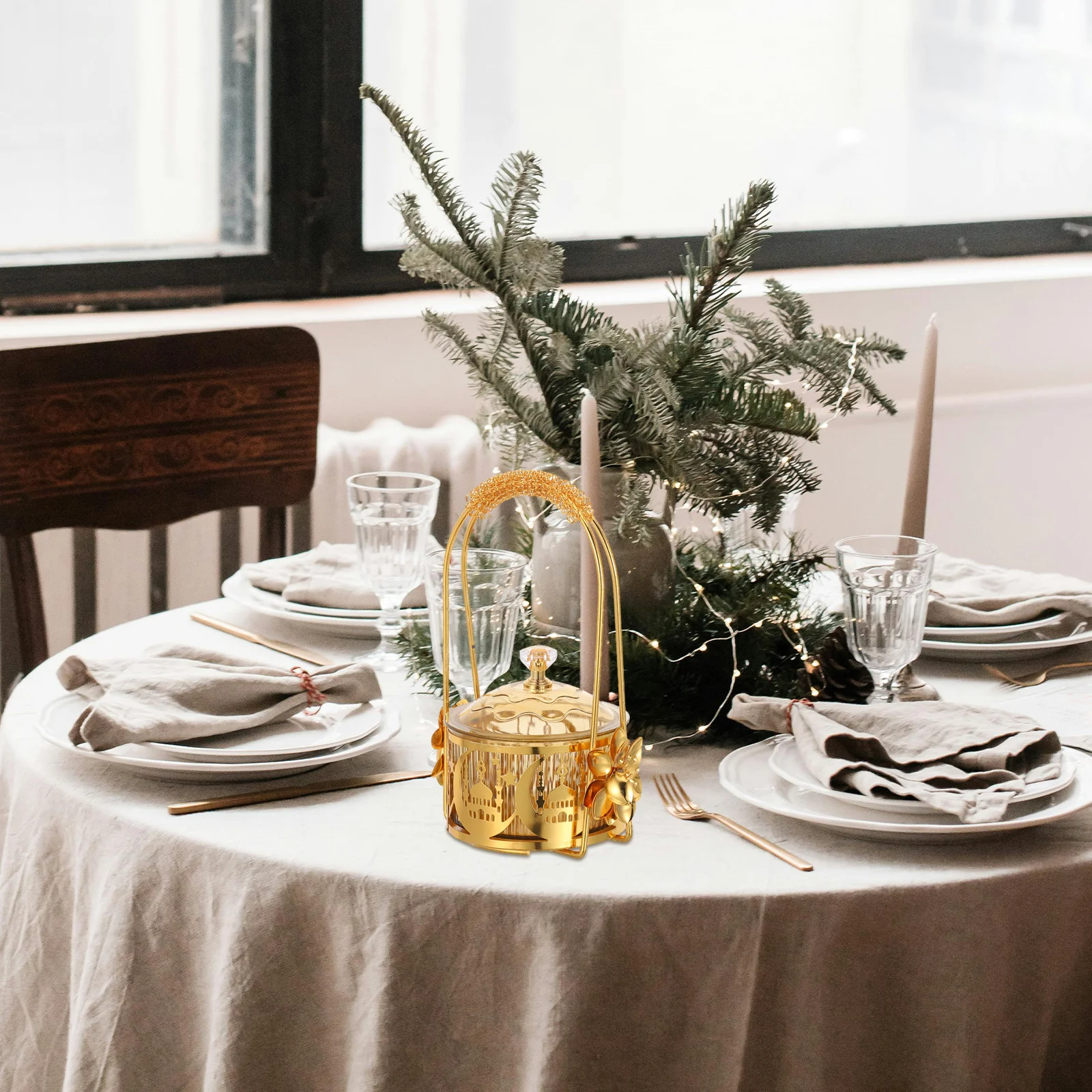 ラマダンサービングトレイ イードムバラク キャンディボウル 蓋付き 高級アラビア風スナックディッシュ イスラム教のテーブルデコレーション ラマダンのお菓子収納