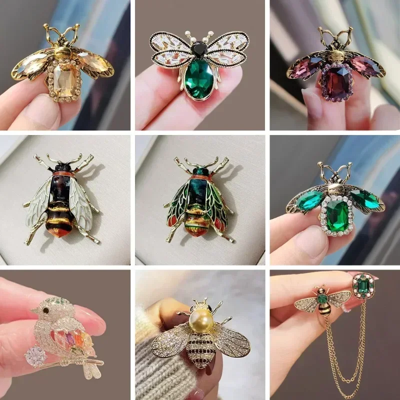 Exquisite Cute Rhinestone Bee Brooch Women Fashion Business Casual Cardigan Jacket Corsage Clothing Accessories Ladies Gift