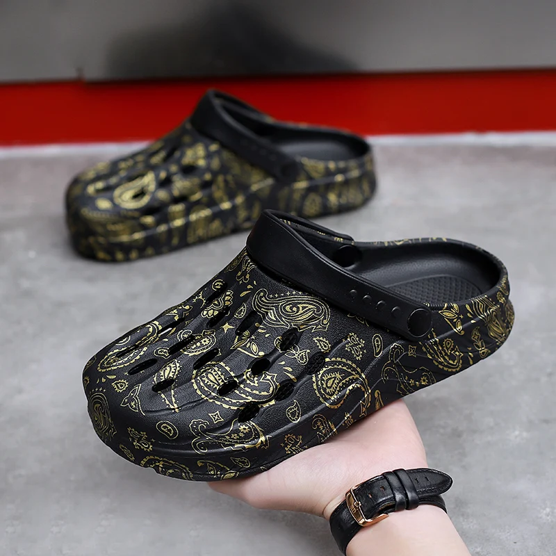 

Men's Hollow-Out Trendy Outdoor Beach Sandals with Thick Soles for Couples