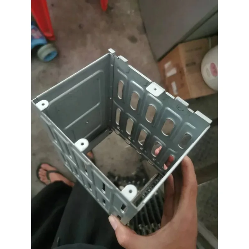 Original Hard drive Cage Rack Tray Support 4X3.5' HDD  Extend Carry 4 disks to Lenovo RD340 Server 03T8868 Backplane