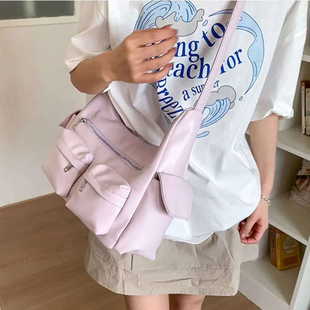 

Simple Y2K Retro Shoulder Bag Fashion Spicy Girl Armpit Bag Korean Handbag MotorcycleBag Shopping