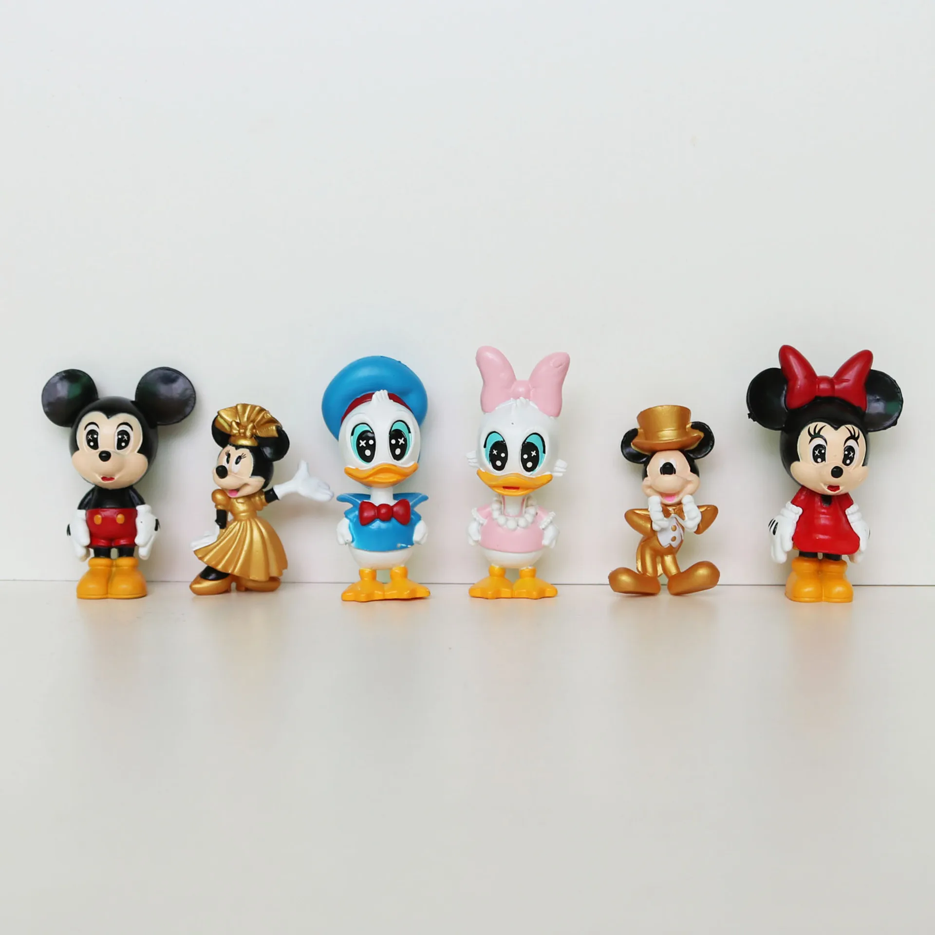 6pcs/Set Disney 6-7cm Mickey Mouse Minnie Donald Duck Mini Cute PVC Action Figures Model Toys Childrens Gifts Cake Decoration