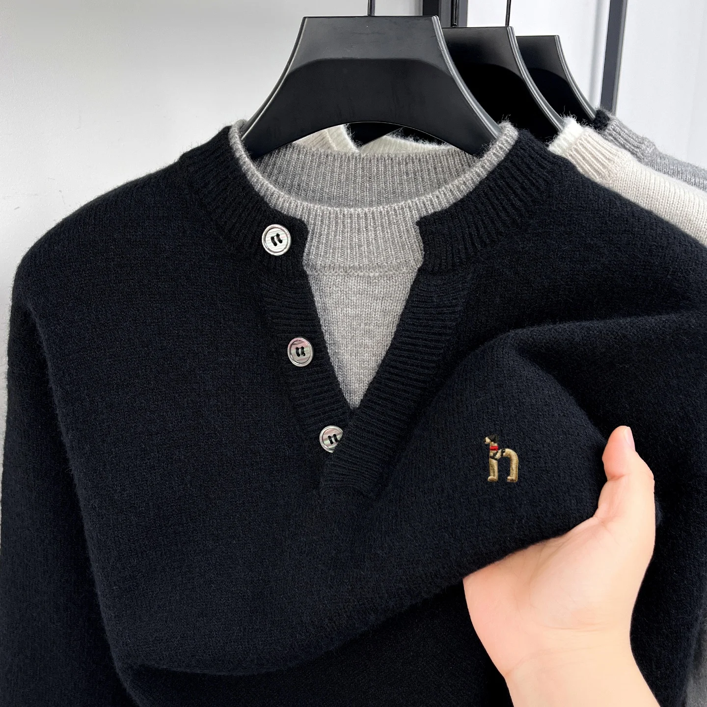 Men'S Fashion V Neck Sweater - Роскошный бренд вязанный поддельный две вещи
