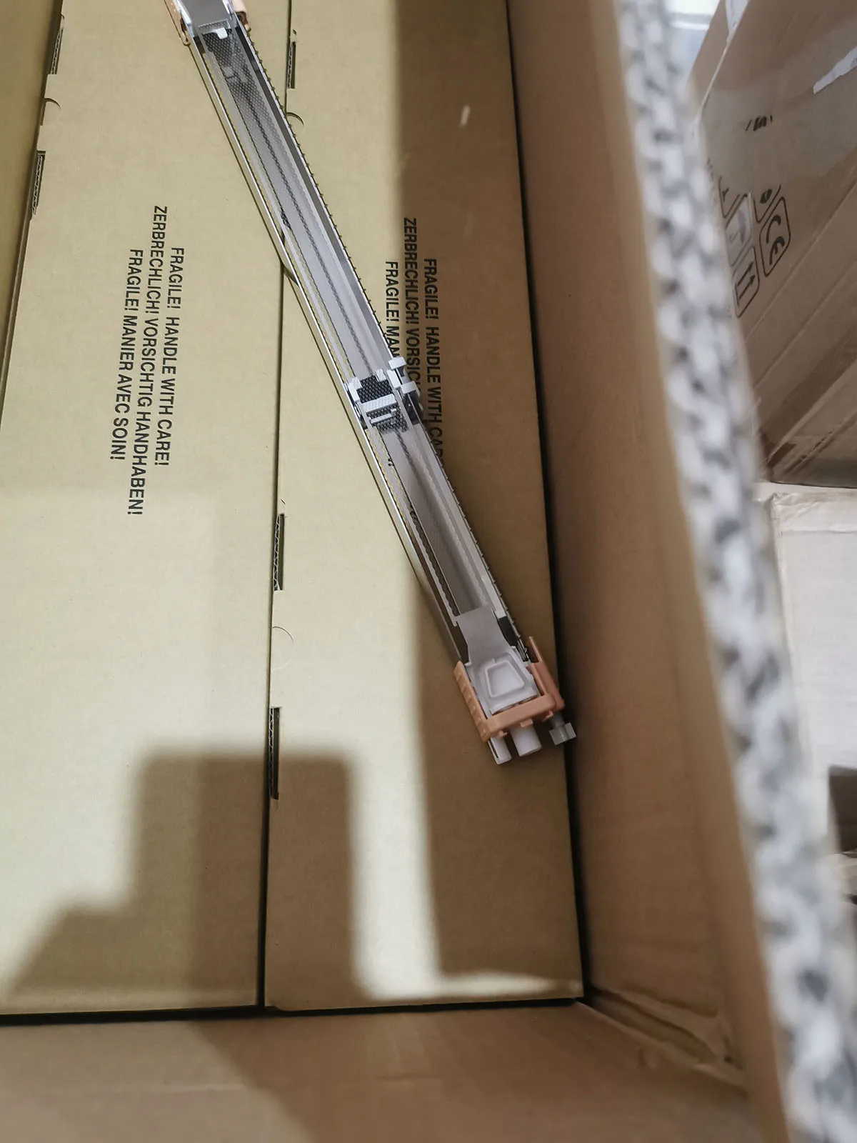 

1шт. 013R00650 Совместимая замена коронного блока зарядки для Xerox DC 240 250 242 252 DC 240 550 560 570 C75 700 Цвет цифровой