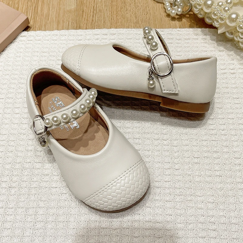 Little Girls Faux Leather Mary Jane Flats, Pearl Strap Decor Non‑Slip Soft Sole Toddler Princess Dress Shoes for Daily Occasions