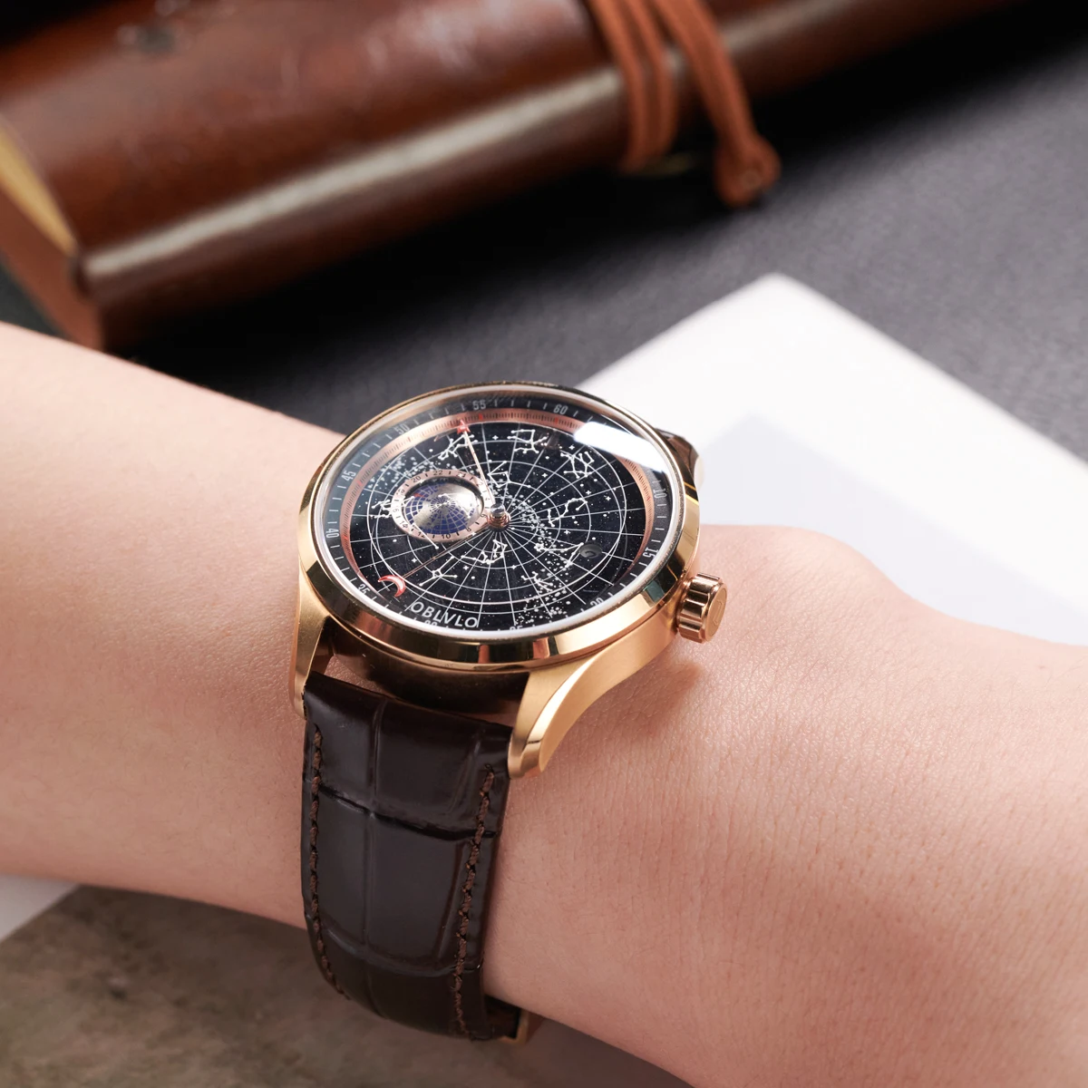 OBLVLO Top Brand Automatic Mechanical Watch for Men Luminous Earth Star Watch Waterproof Leather Strap GC