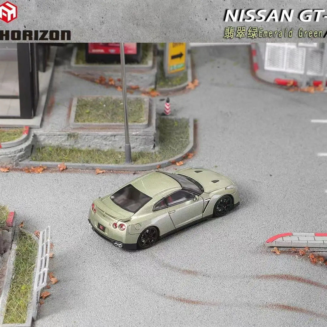 Spot FH 1:64 GT-R R35 tampa aberta, motor verde esmeralda, modelo de carro em liga