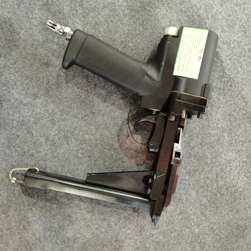 Hochwertige HR22 Hog Ring Gun Nagelpistolen für Matratzen und Federzaunhefter für Matratzenfeder