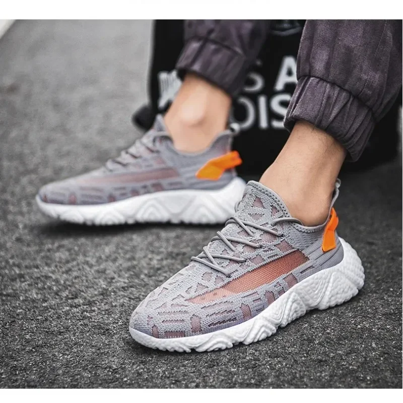 

High Quality Multi-color Optional Fashion Cushioning Shock Absorption New Men's Large Size Flying Woven Casual Sports Shoes