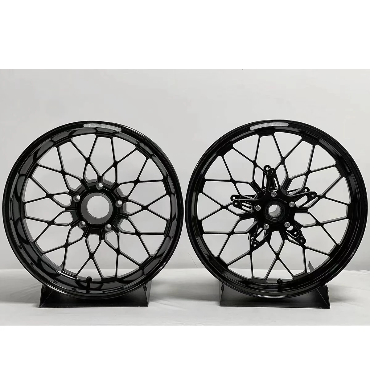 Aluminum Alloy Motorcycle Wheels Rim Accessories Front & Rear Wheel For RNINET ModelsZhang Xue Same‑Style Motorcycle Alloy Whee