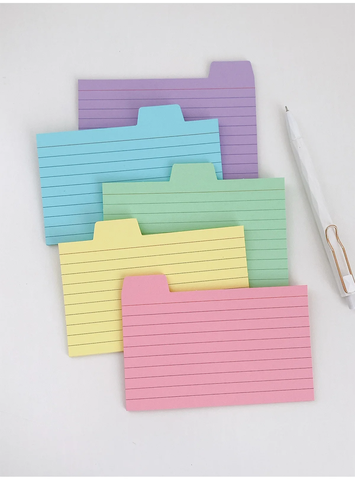 50 Stück Index-Etikettenpapier mit Laschen – 5 Farben, 7,6 x 12,5 cm (2,99 x 4,92 Zoll), 220 g/m2 dick, doppelseitig beschreibbar für einfaches Sortieren – Detail 1