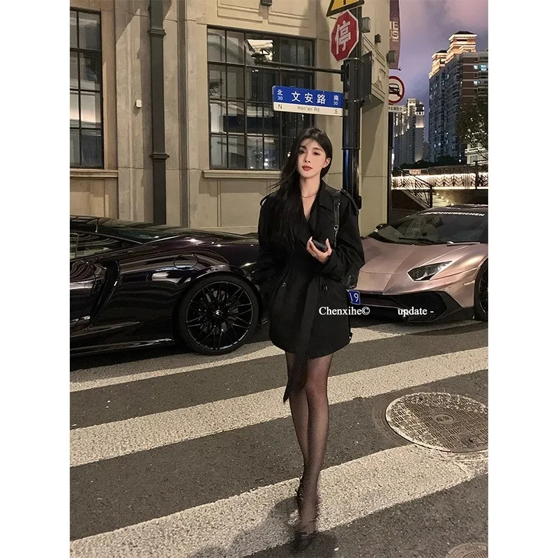 

Elegant Coats Woman Red Trench Coat Water-Repellent Arts Asymmetric Egirl Double-Side Minimalism Line Camel Letterch Colors