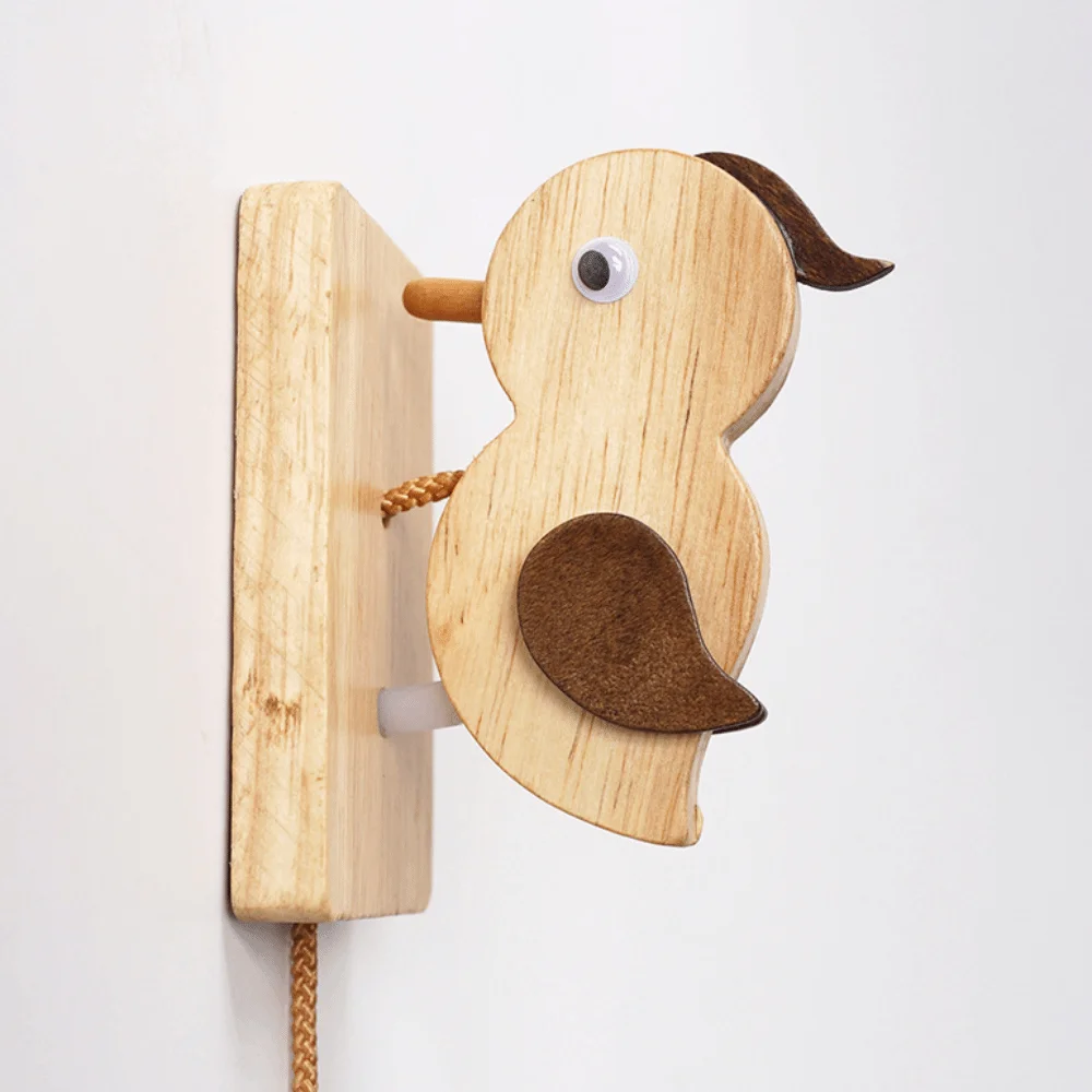

Housewarming Door Knocker Handmade Cute Woodpecker Design Pendant Doorbell Retro Practical Wooden Woodpecker Guest Arrival