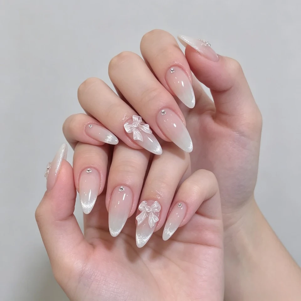 24 Uñas Postizas Francesas con Puntas de Diamante y Moño Tridimensional, Uñas Almendradas para Mujeres y Niñas 2