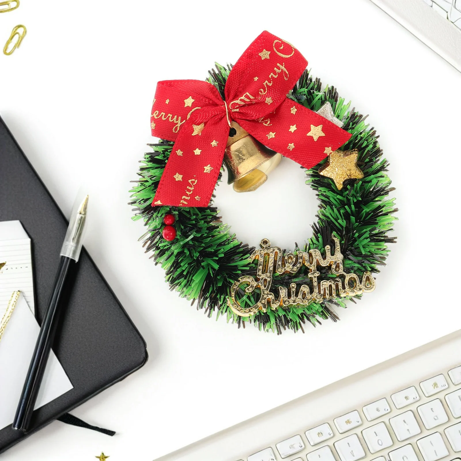 

10pcs Mini Christmas Wreath With Bow Bell Decor Hanging Wreaths For Tree Door Window Xmas Garland Dollhouse Decoration Simulated