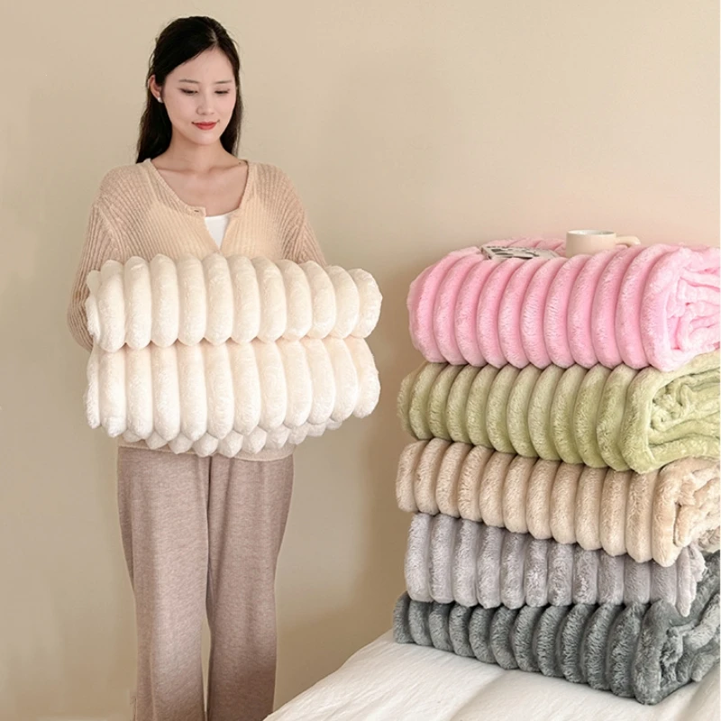 Fluffy Soft Blankets Warm Winter Double White Cute Adults Girls Fuzzy Sofa Double Bed Sheets Soft Pink Blanket Queen Size Small.