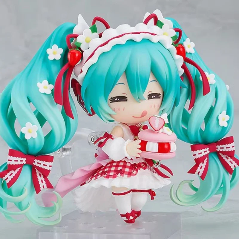 Hatsune Miku 15th Anniversary Kawaii Anime Reversible Face Strawberry Cake Figure Necollectible Action Figurine Toy Model Gifts