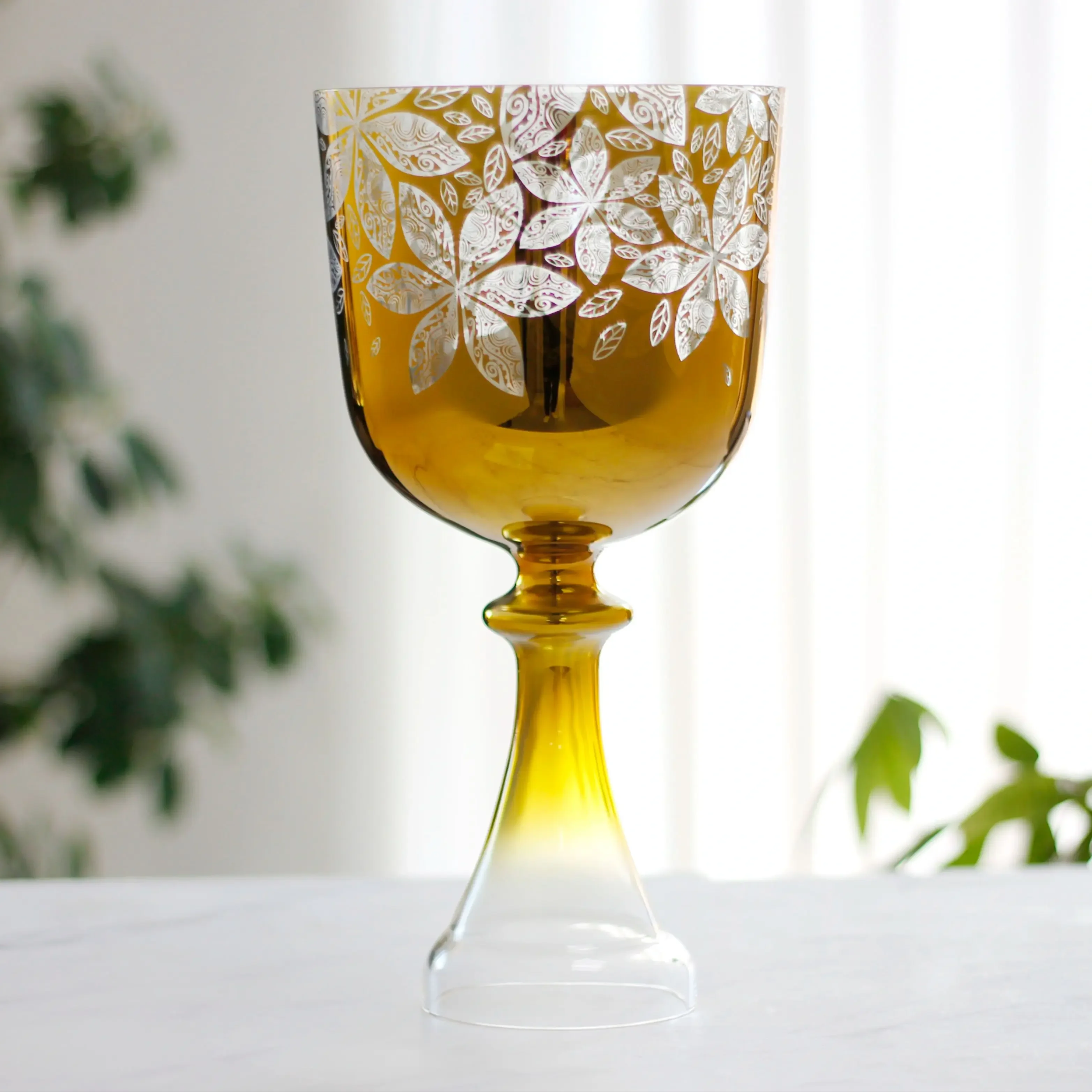 Star Linkup 5 to 8.75 Inches Yellow Hexagonal Floral Engraved Crystal Singing Chalice Bowl, Resonance Sound Therapy Chalice Instrument, Suitable for Spiritual Meditation, Energy Cleansing and Physical & Mental Sound Healing Work