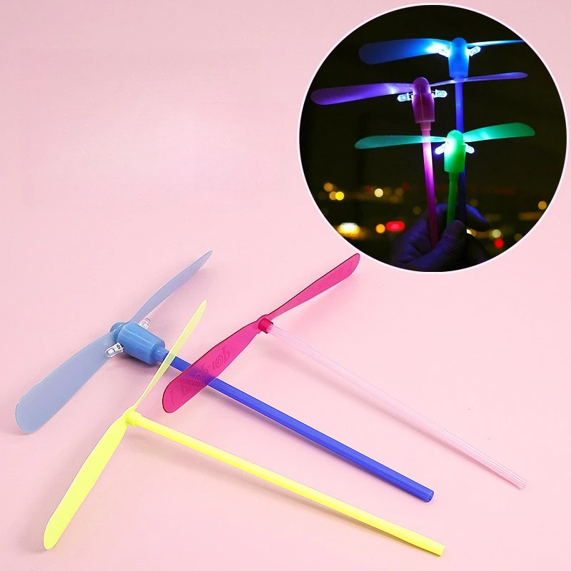 

Светящаяся летающая игрушка-стрекоза: красочная пластиковая бамбуковая стрекоза для детей, для игр на свежем воздухе, подарки на день рождения