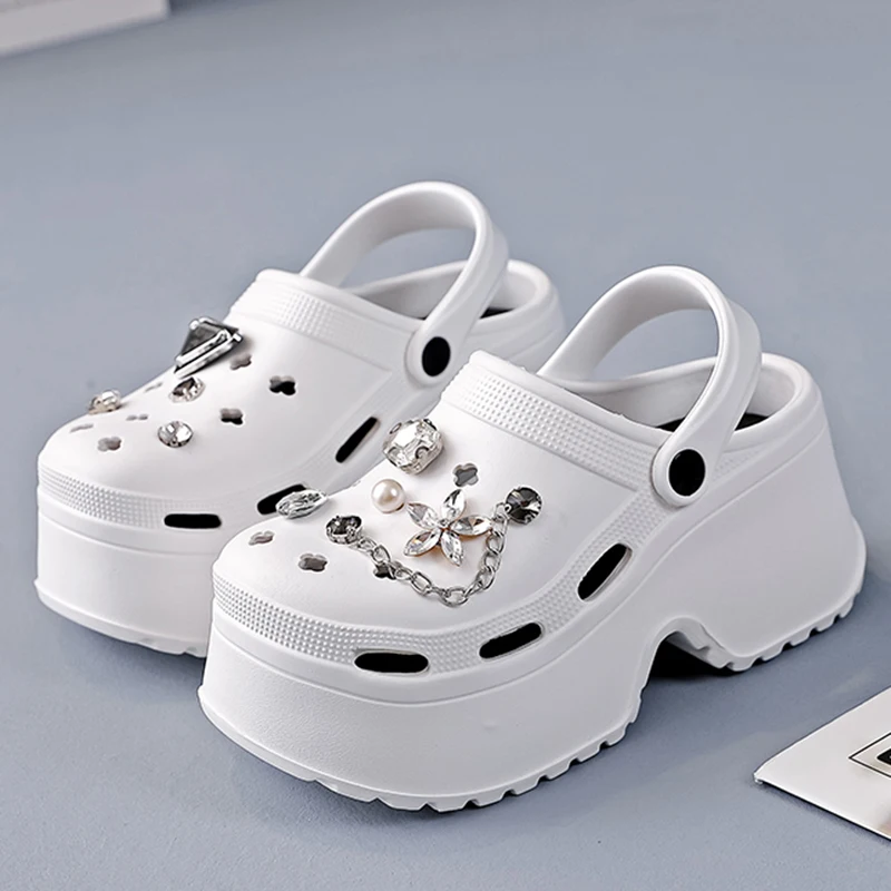 Summer Women Sandals Platform Chain Decoration Slippers Casual Outdoor Clogs Garden Shoes Comfortable Indoor Home Slippers 36-41