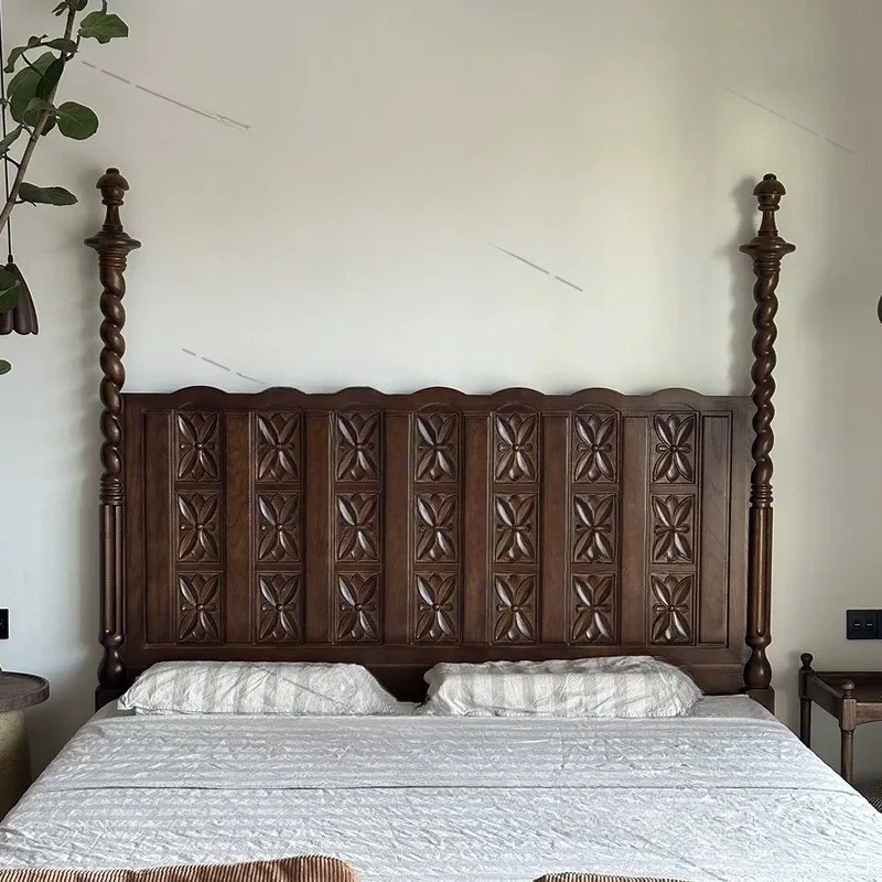 French retro solid wood bed, post-modern simple hand-carved bedroom furniture American light luxury double wedding bed carving 3