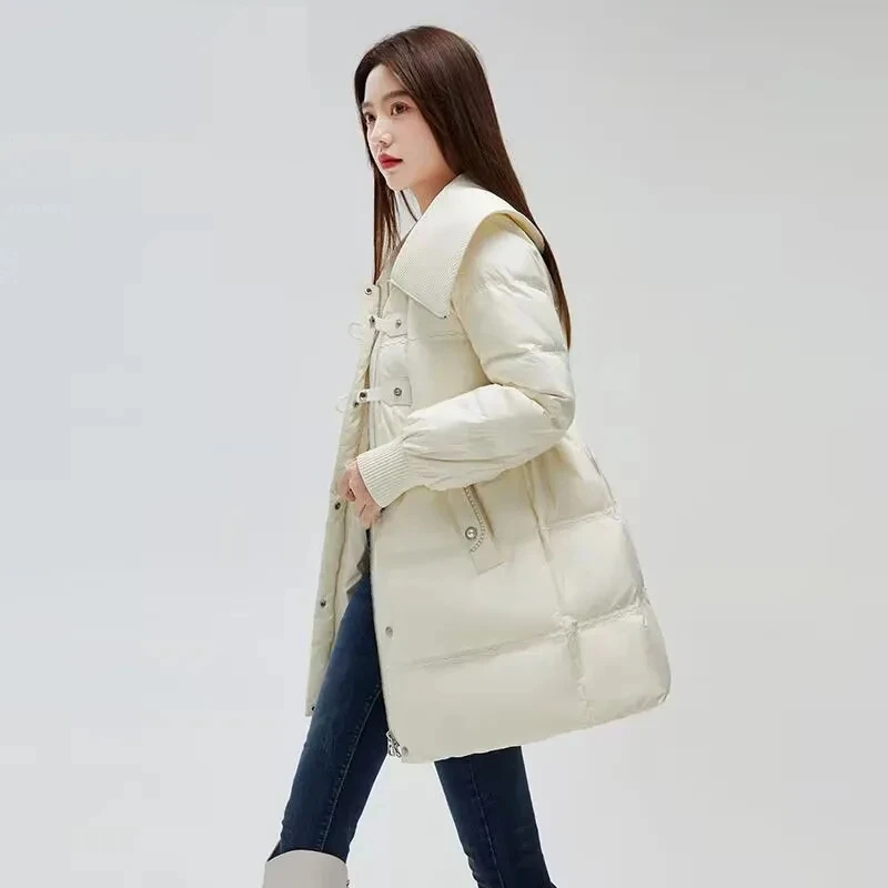 Explosions Down  Women's Winter 2023 New Fashion Western Style Waist White Duck Down Large Lapels Temperament Long Coat.