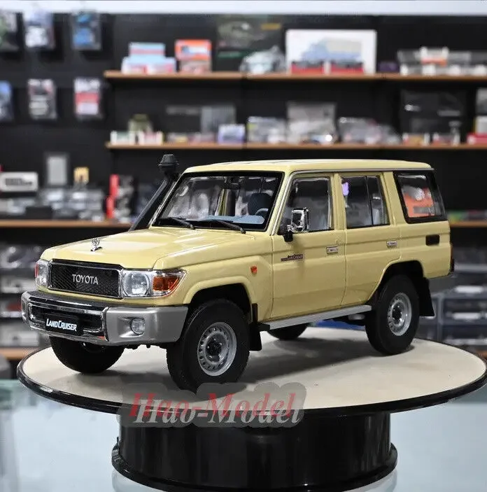 

Почти настоящий 1/18 для Land Cruiser LC70 J76, литая под давлением модель автомобиля из сплава, имитация игрушки, подарок на день рождения, хобби, дисплей, украшения, желтый