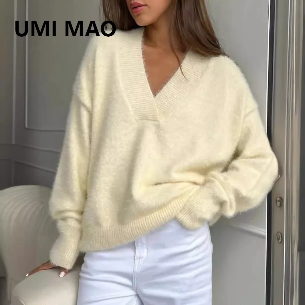 

UMI MAO Autumn Winter Super Soft V-Neck Imitation Mink Sweater For Women Lazy Style Elegant Loose Knitted Sweater For Women