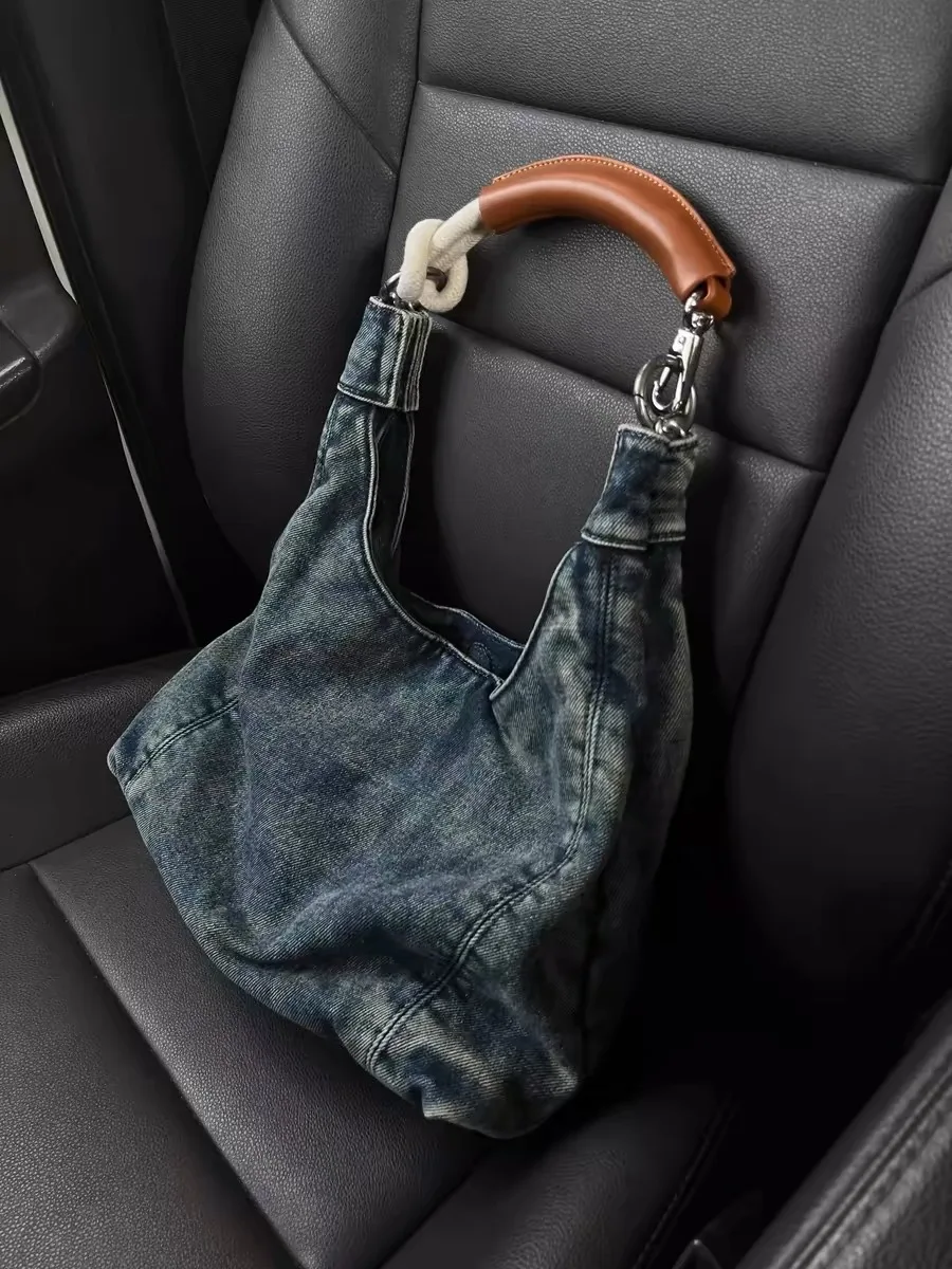 

High end denim tote bag for women in the spring and summer of 2025, niche casual commuting armpit bag, shoulder bag