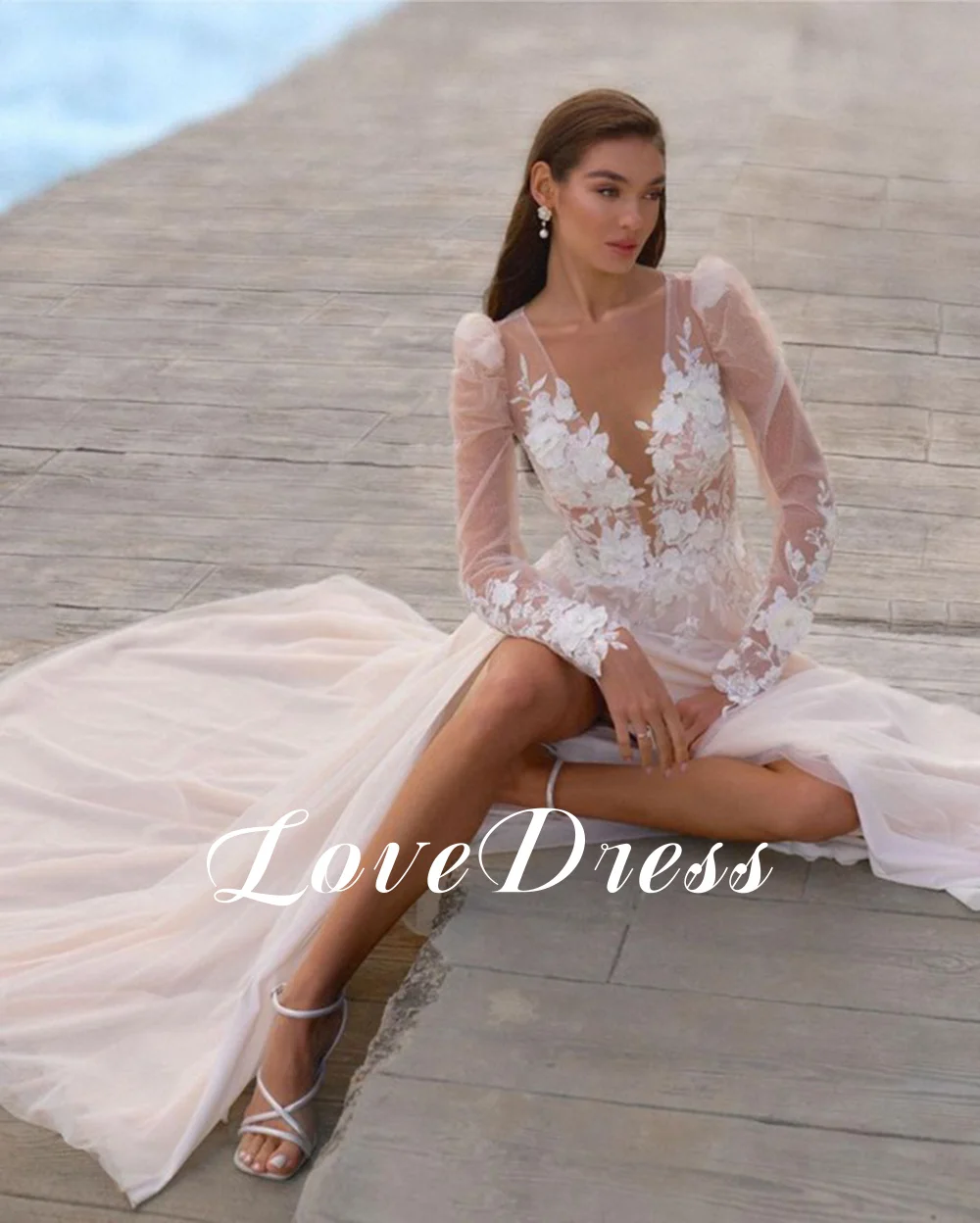 Praia profundo decote em v vestido de casamento lado split rendas apliques mangas compridas boho tule vestido de noiva ilusão trem sem costas personalizado